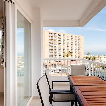 Amplio Con Vistas Al Mar Y Piscina En Benalmadena Apartment Ngoại thất bức ảnh